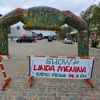 Show Linda Menina